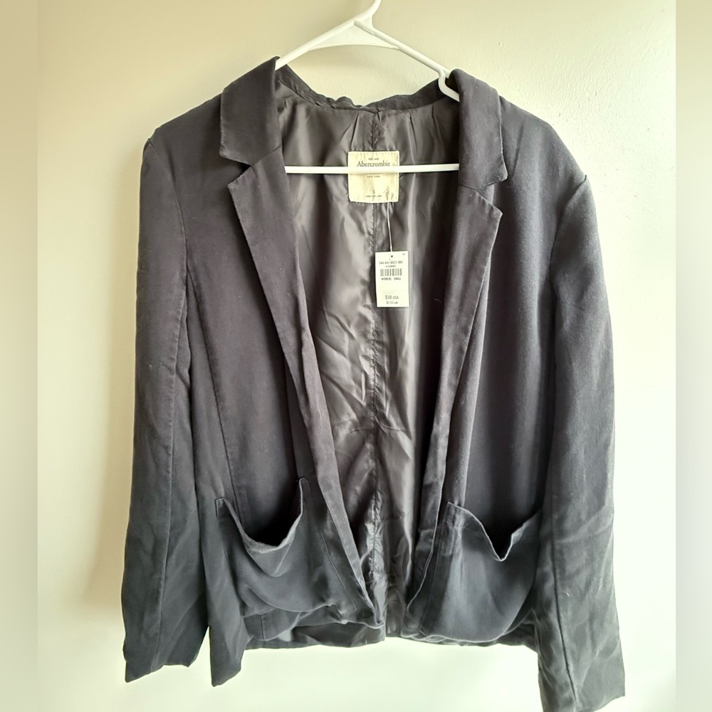 Abercrombie & Fitch Women's Navy Blazer
